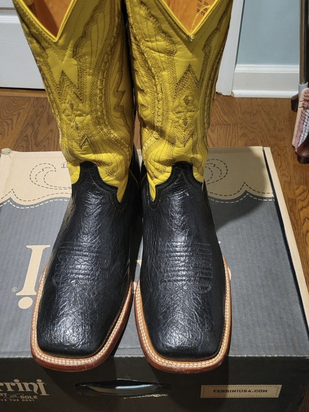 Ferrini Black Smooth Ostrich Leather With Yellow Shaft Western Cowboy Boots